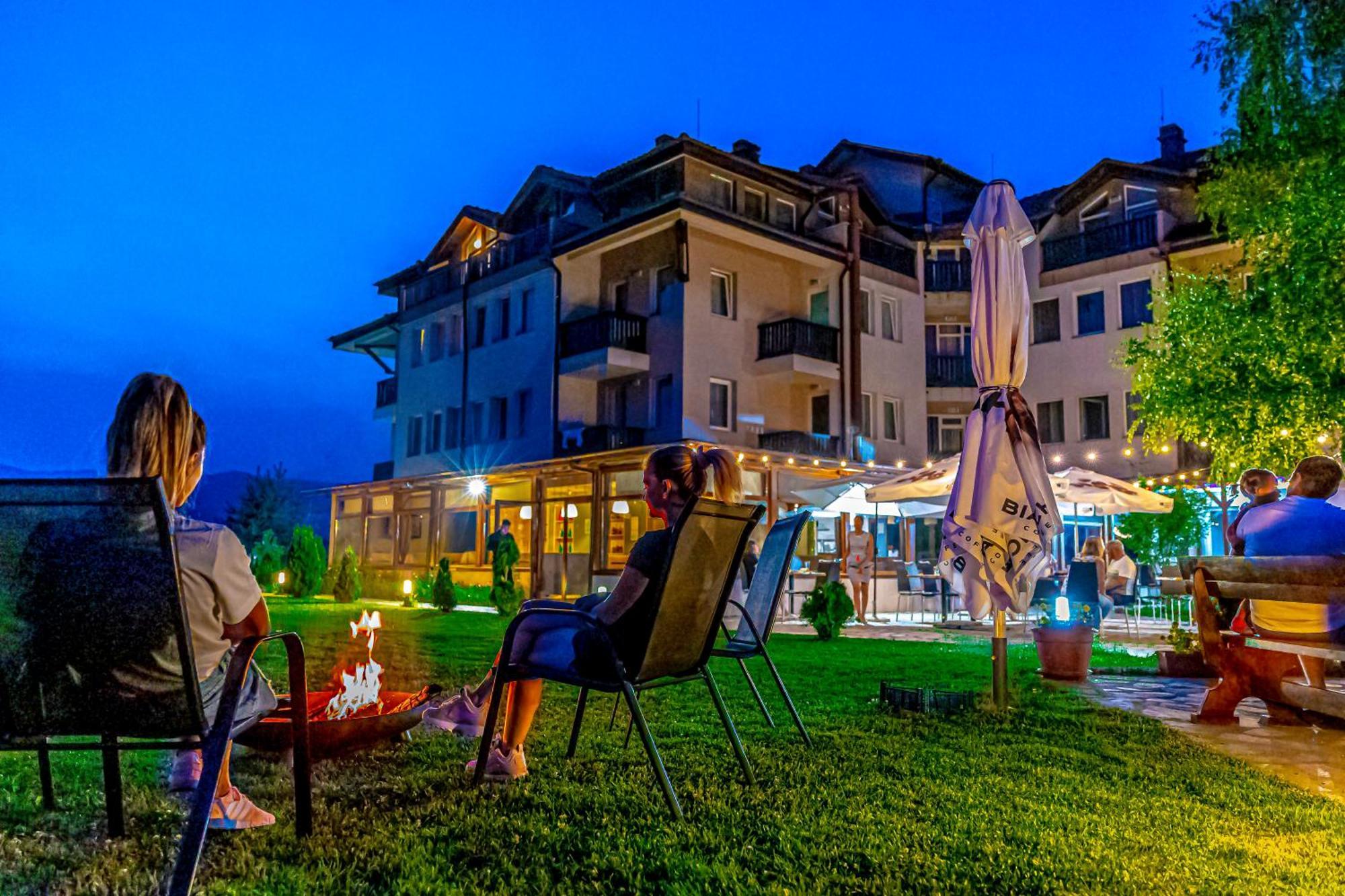 Thermal Hotel Seven Seasons Banya  Dış mekan fotoğraf
