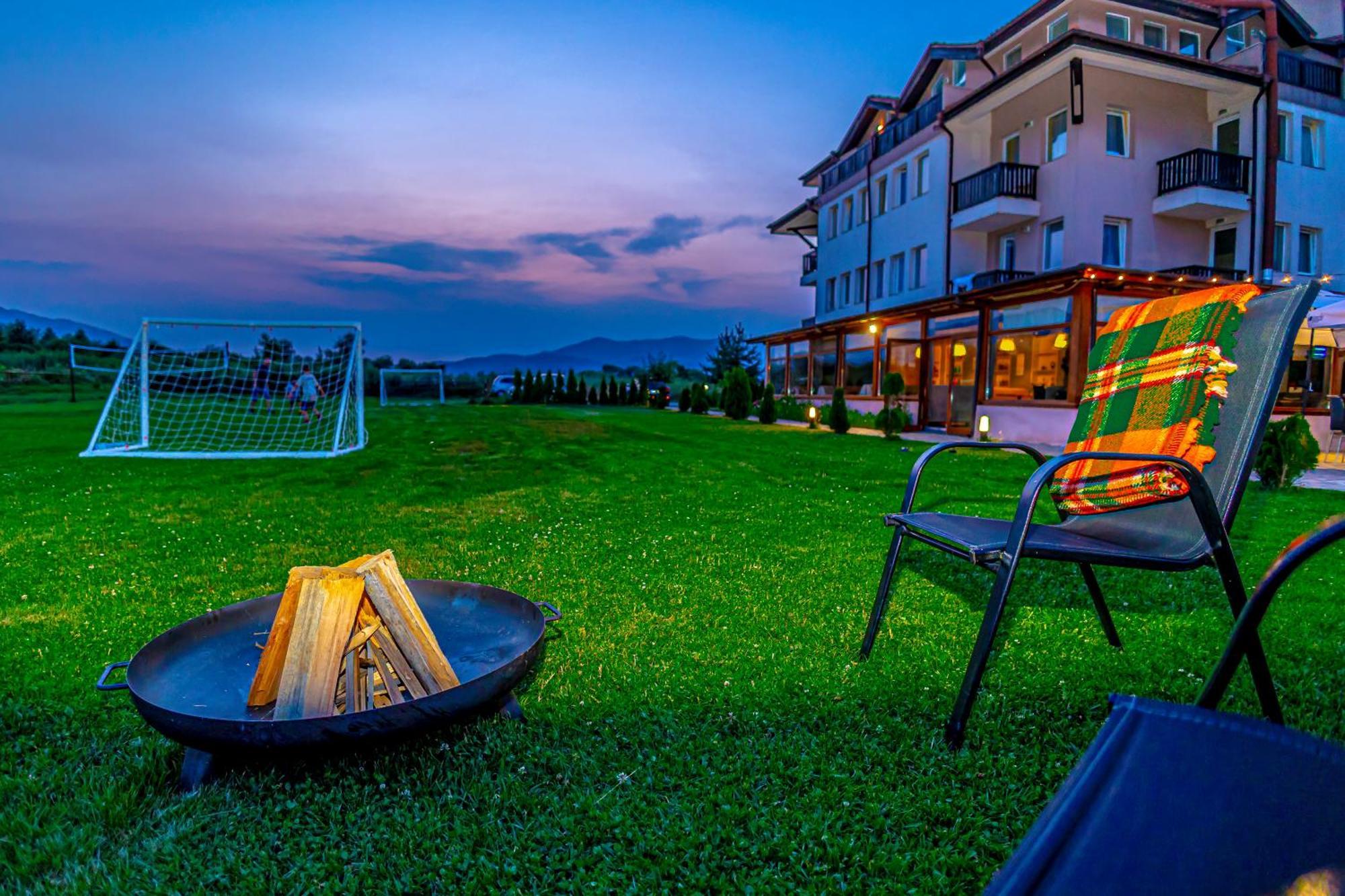 Thermal Hotel Seven Seasons Banya  Dış mekan fotoğraf